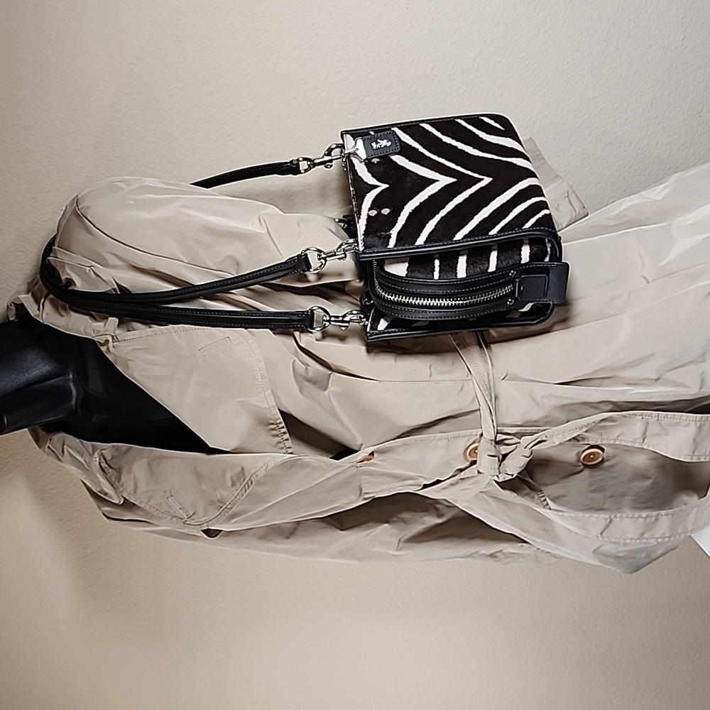 Coach Rogue 20 In Haircalf With Zebra Print - Picture 11 of 16